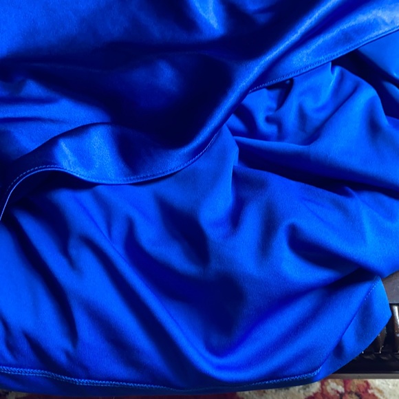 Calvin Klein Halter Neck Gown with Draped Neckline - Picture 10 of 14